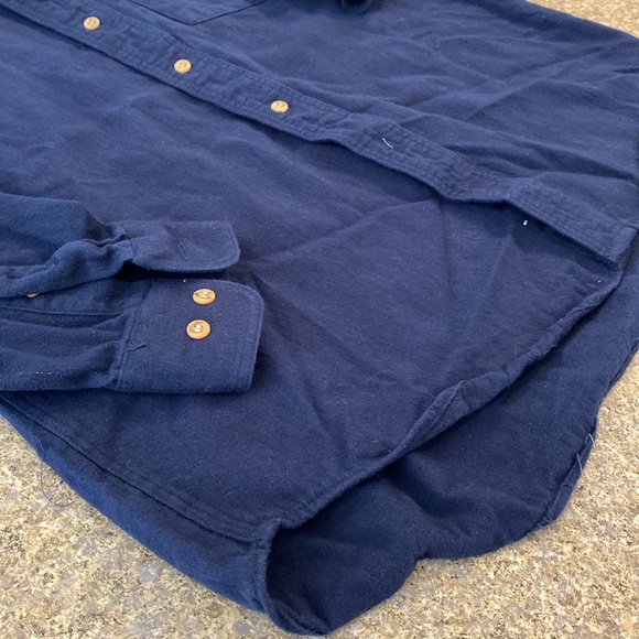 NWOT American Eagle Outfitters Navy Blue Flannel Long Sleeve Button Shirt Large - Picture 6 of 15